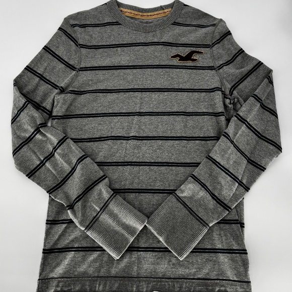 Hollister Other - Hollister Men's Sweater Size Small 059